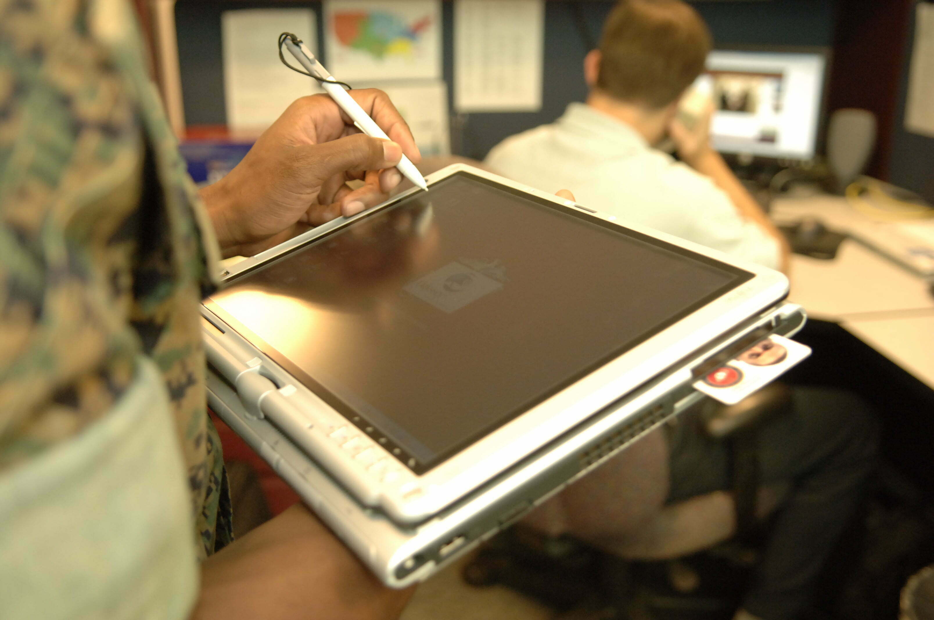 Alleged hacker Lauri Love in criminal bid over seized computers